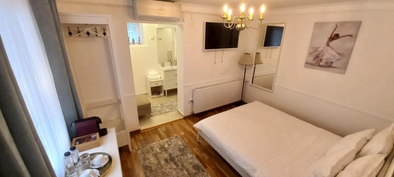 Five Rooms 브라쇼브 외부 사진